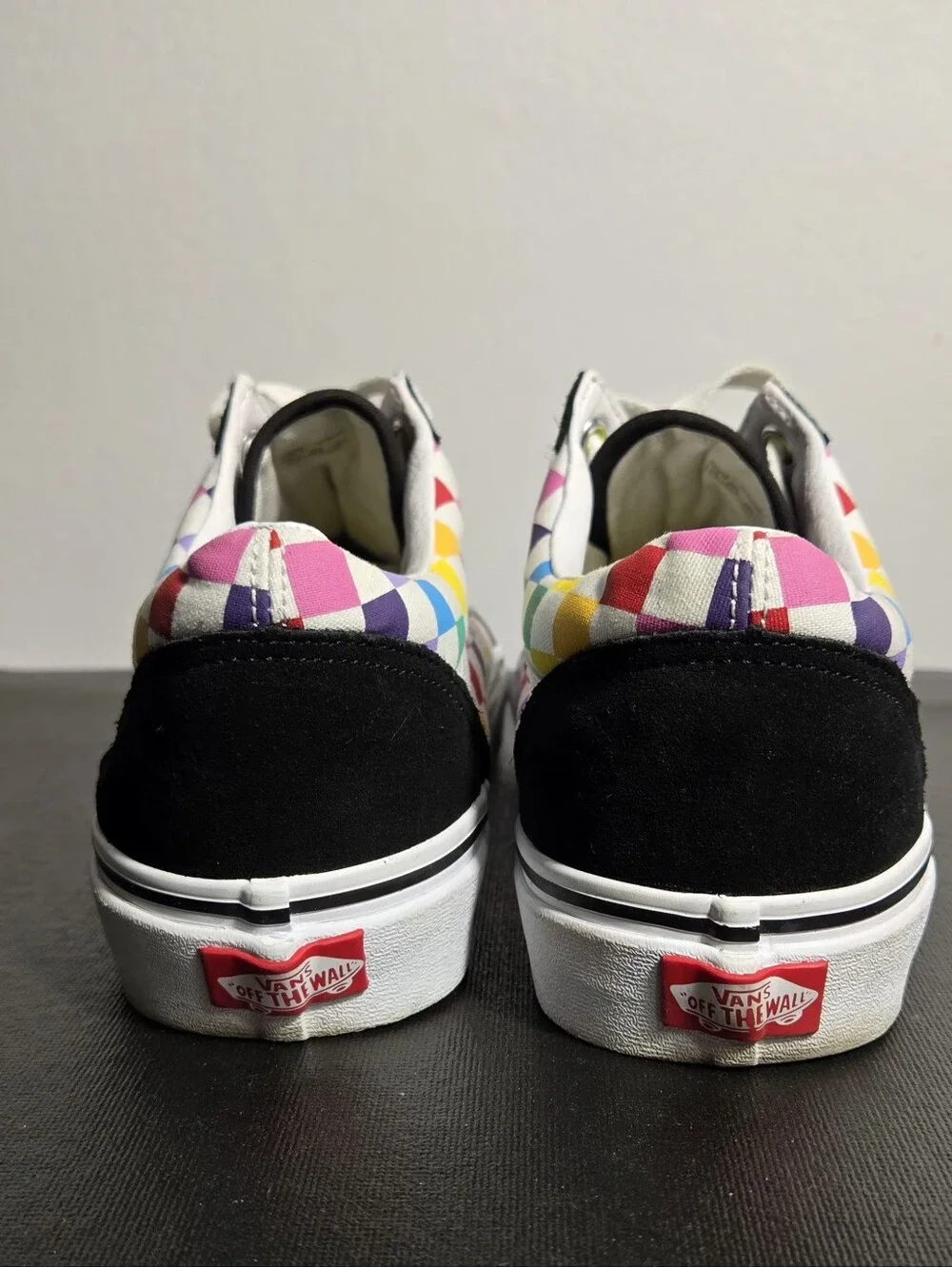 RARE VANS Old Skool Checkerboard Rainbow Flag Sz 10 Men's Skateboarding Shoes